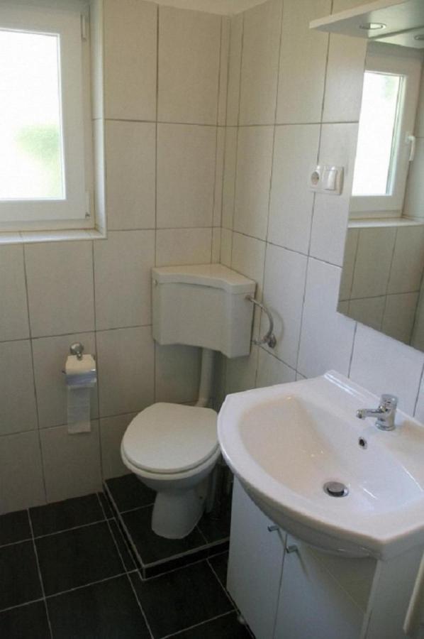 Apartman Zora Sukošan Exteriör bild